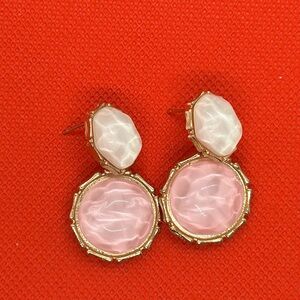 Retro : dangle earrings gold color